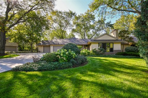 22W757 Ahlstrand, Glen Ellyn, IL 60137