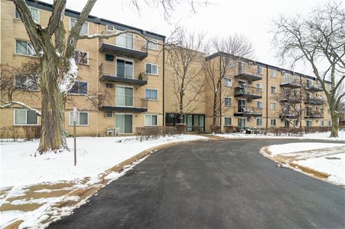 2424 E Oakton Unit 4J, Arlington Heights, IL 60004