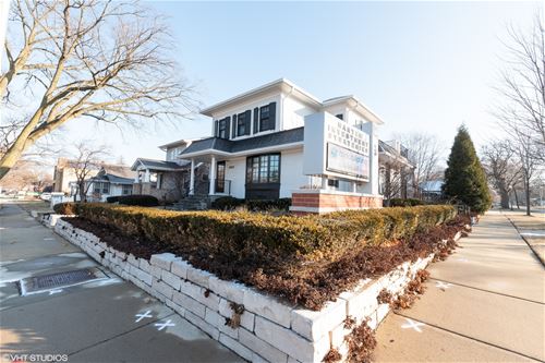 600-20 N Washington, Naperville, IL 60540