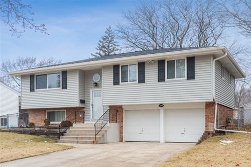 211 Wakefield, Schaumburg, IL 60193