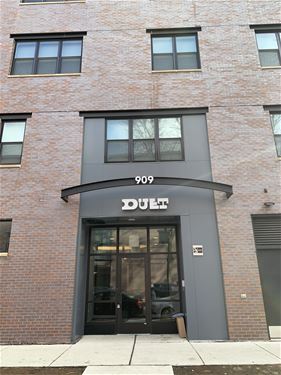 909 W Montana Unit 304, Chicago, IL 60614