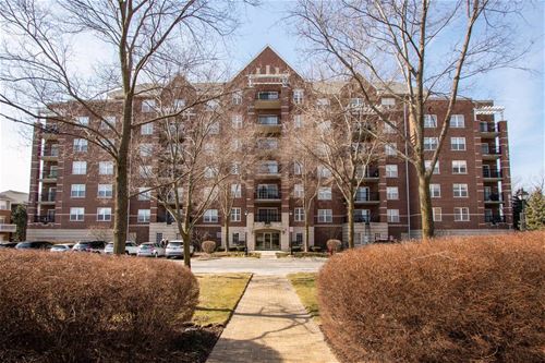 470 W Mahogany Unit 612, Palatine, IL 60067