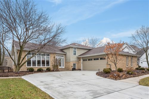 1259 Leverenz, Naperville, IL 60564