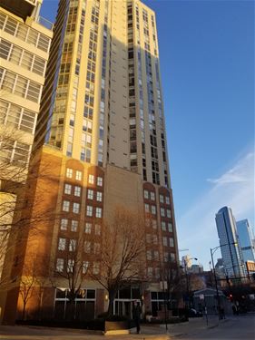 645 N Kingsbury Unit 2104, Chicago, IL 60610