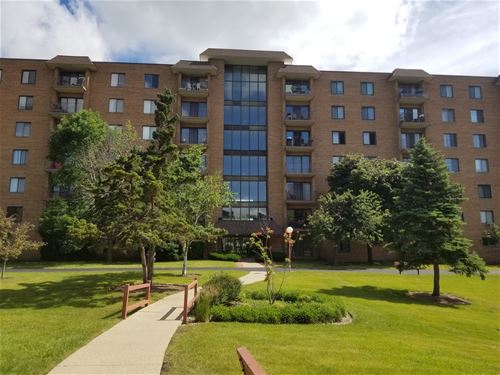 1717 W Crystal Unit 701, Mount Prospect, IL 60056