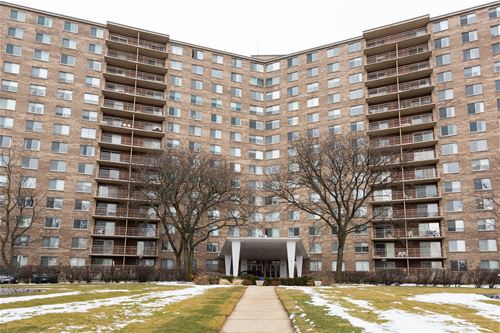 7141 N Kedzie Unit 207, Chicago, IL 60645