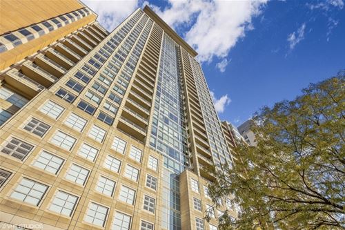 250 E Pearson Unit 1505, Chicago, IL 60611