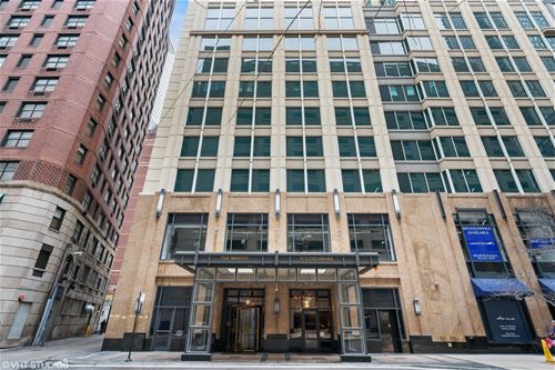 57 E Delaware Unit 4001, Chicago, IL 60611