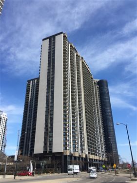 400 E Randolph Unit 1201, Chicago, IL 60601