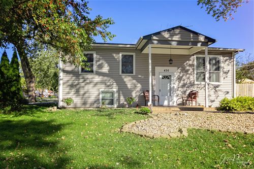 426 Woodmoor, Round Lake Beach, IL 60073