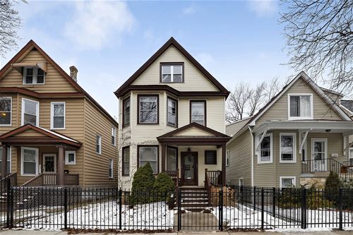 4528 N Drake, Chicago, IL 60625