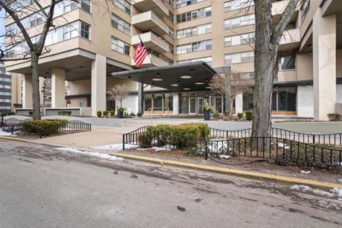 6301 N Sheridan Unit 22L, Chicago, IL 60660