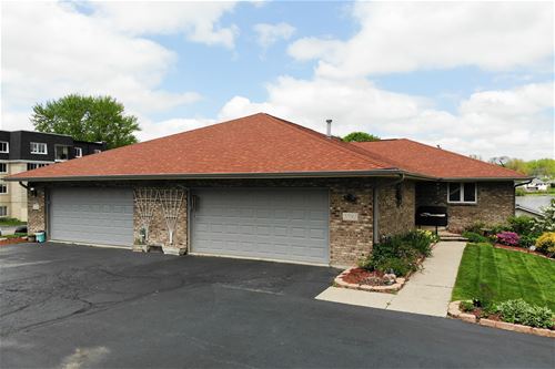 5592 Spring Brook, Rockford, IL 61114