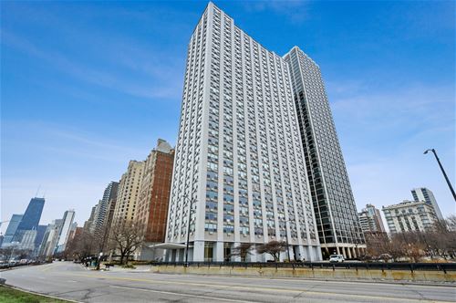 1550 N Lake Shore Unit 2G, Chicago, IL 60610