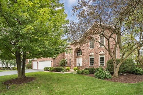 6642 St James, Downers Grove, IL 60516