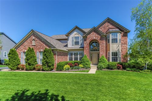 561 Saratoga, Algonquin, IL 60102