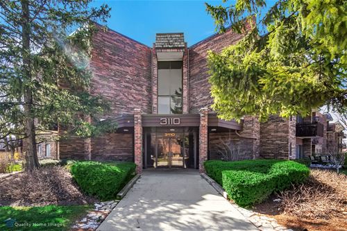 3110 Pheasant Creek Unit 214, Northbrook, IL 60062