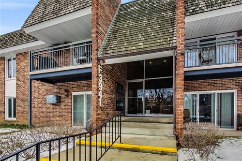 3941 Saratoga Unit F-208, Downers Grove, IL 60515