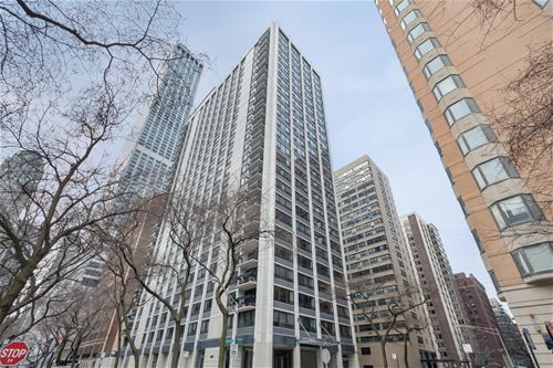 222 E Pearson Unit 509, Chicago, IL 60611