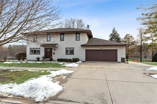 603 W Ladd, Arlington Heights, IL 60004