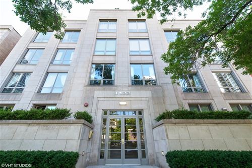 1422 N LaSalle Unit 305, Chicago, IL 60610