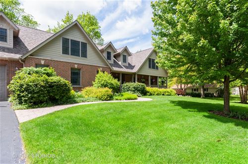 15223 W Pinewood, Libertyville, IL 60048