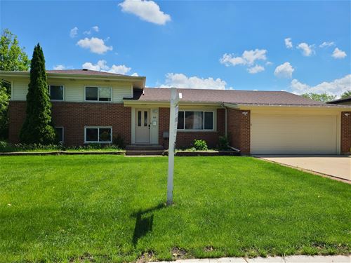 923 Anderson, Des Plaines, IL 60016