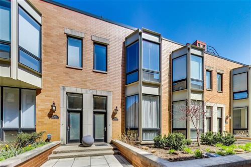 312 N Desplaines Unit B, Chicago, IL 60661