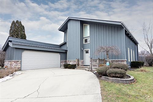 2638 Brewer, Woodridge, IL 60517