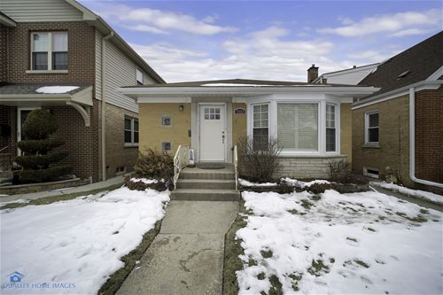 7523 N Oketo, Chicago, IL 60631