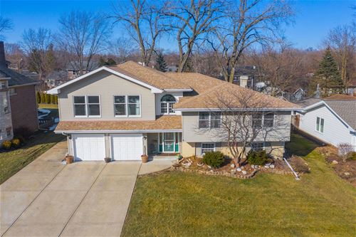 21W680 Buckingham, Glen Ellyn, IL 60137