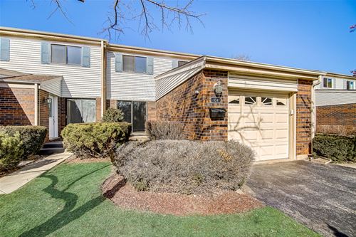 104 W Wimbolton Unit 104, Mount Prospect, IL 60056