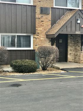 4435 Arbor Unit 4, Downers Grove, IL 60515