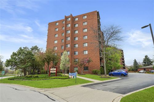 1 Bloomingdale Unit 810, Bloomingdale, IL 60108