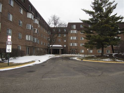 220 S Roselle Unit 403, Schaumburg, IL 60193