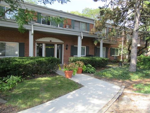 706 E Algonquin Unit 105, Arlington Heights, IL 60005