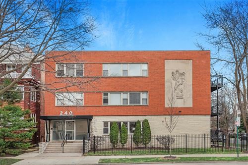 240 S Oak Park Unit 101, Oak Park, IL 60302