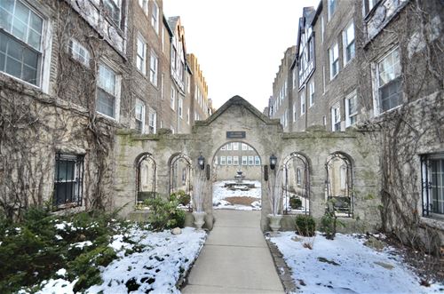 2327 W Farwell Unit 1S, Chicago, IL 60645