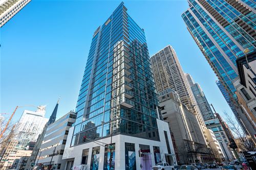 8 E Huron Unit 2202, Chicago, IL 60611