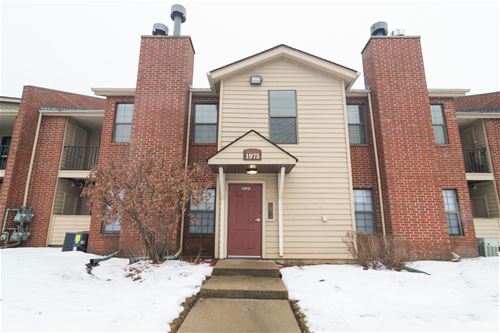 1975 N Hicks Unit 208, Palatine, IL 60074