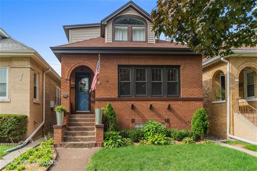 6220 W Holbrook, Chicago, IL 60646