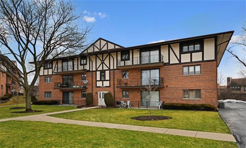 10965 S 84th Unit 2A, Palos Hills, IL 60465