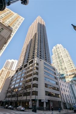 30 E Huron Unit 3309, Chicago, IL 60611