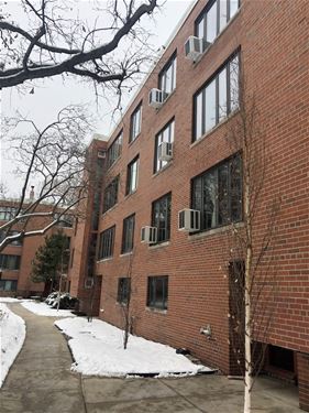 5510 S Woodlawn Unit 301, Chicago, IL 60637