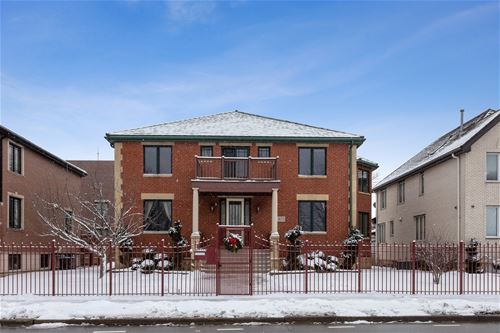 827 E Oakwood, Chicago, IL 60653