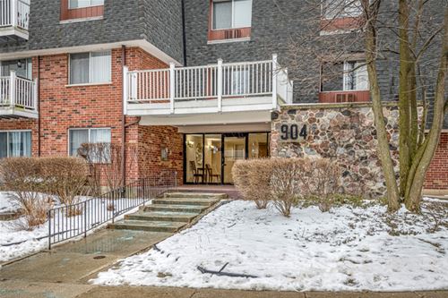 904 Ridge Unit 209, Elk Grove Village, IL 60007