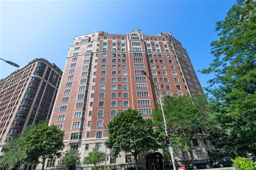 3800 N Lake Shore Unit 11A, Chicago, IL 60613