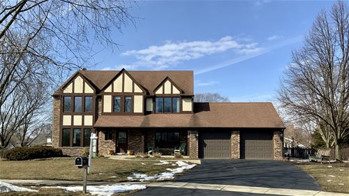 915 Lindrick, Naperville, IL 60563