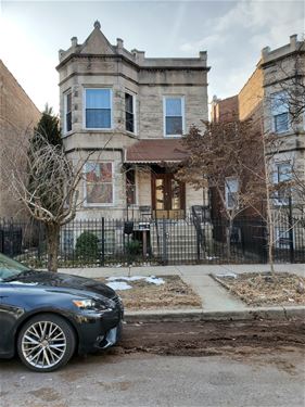 924 N Fairfield, Chicago, IL 60622