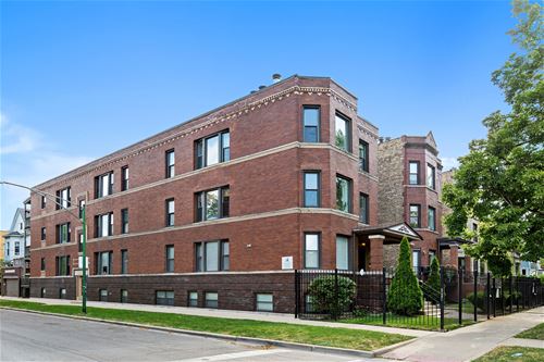 2148 N Sawyer Unit 102, Chicago, IL 60647